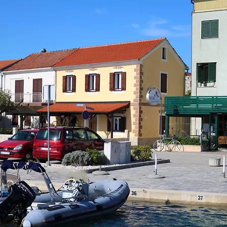 Galleria Vila Sukosan