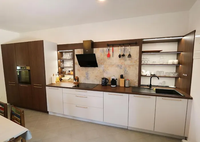 ヴィラ Galleria *